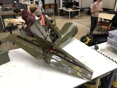 Tail structure assembly